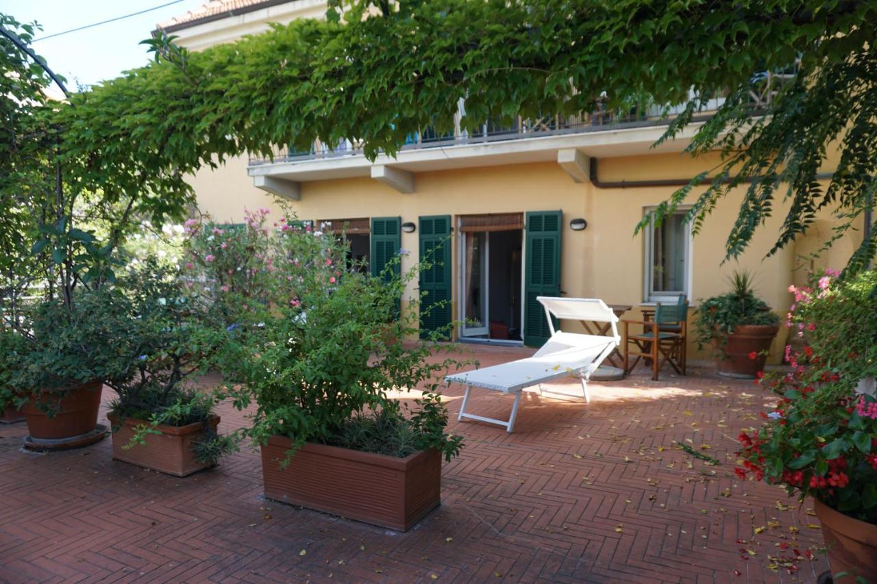 Hotel Beau Rivage Alassio Eksteriør billede