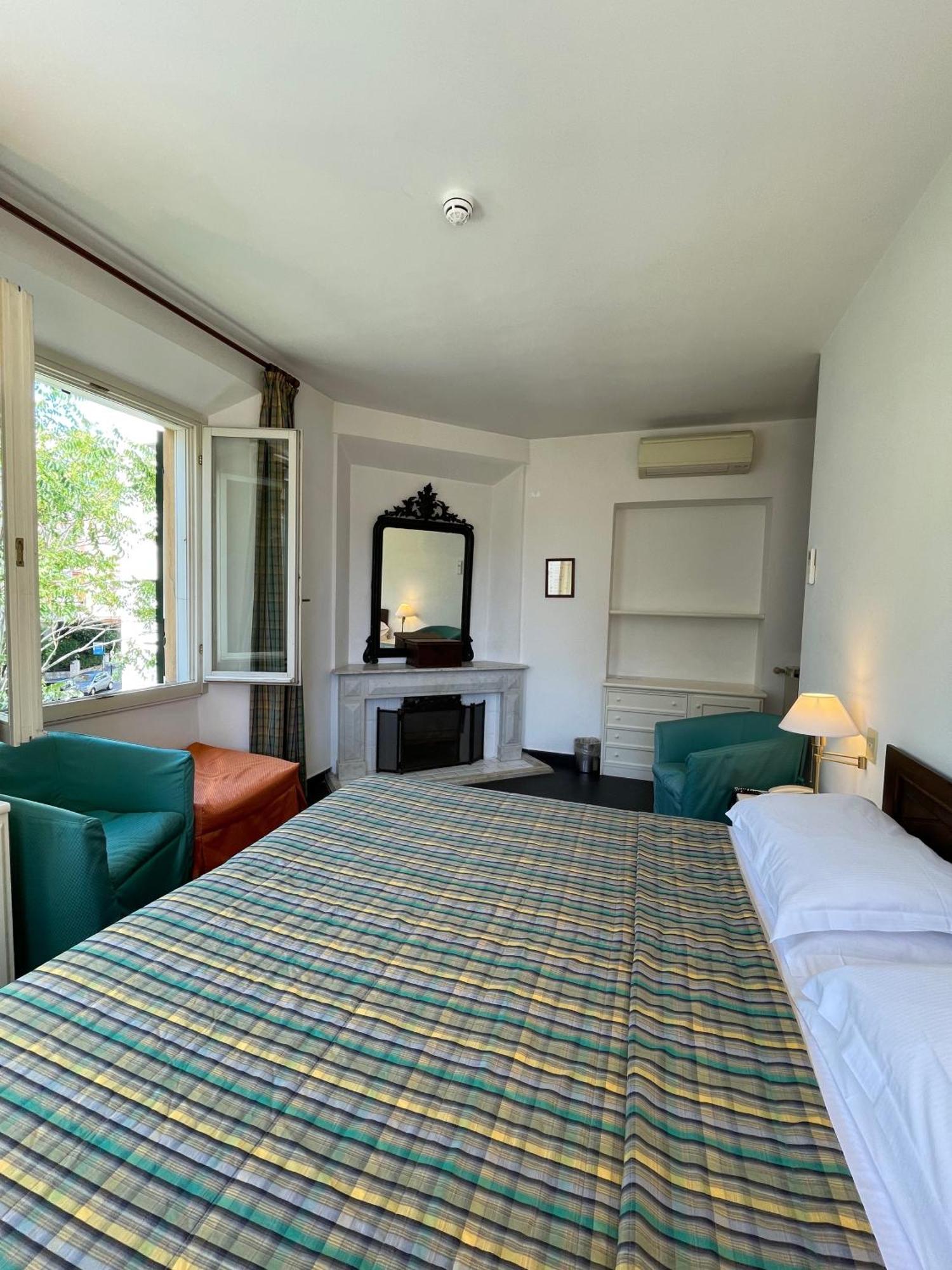 Hotel Beau Rivage Alassio Eksteriør billede